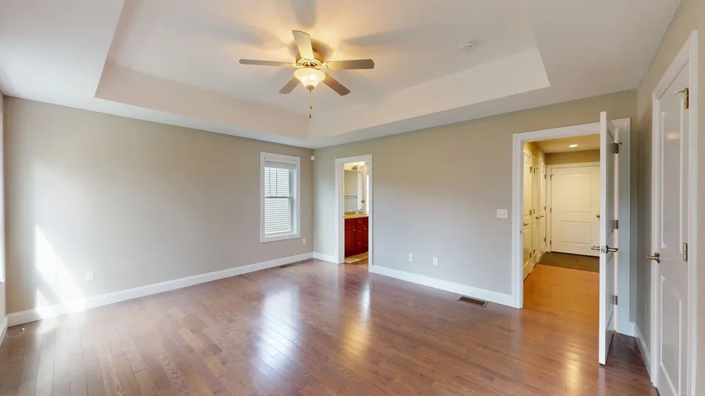 153 Shore Drive Nashua NH 03062