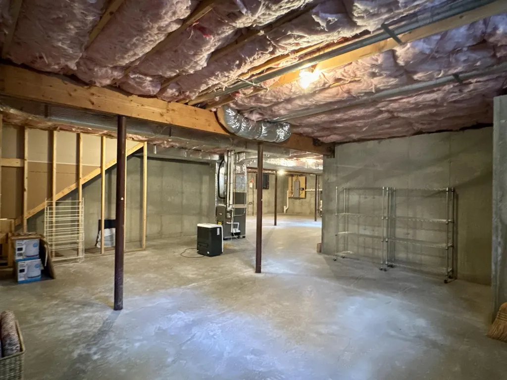 153 Shore Drive Nashua NH 03062