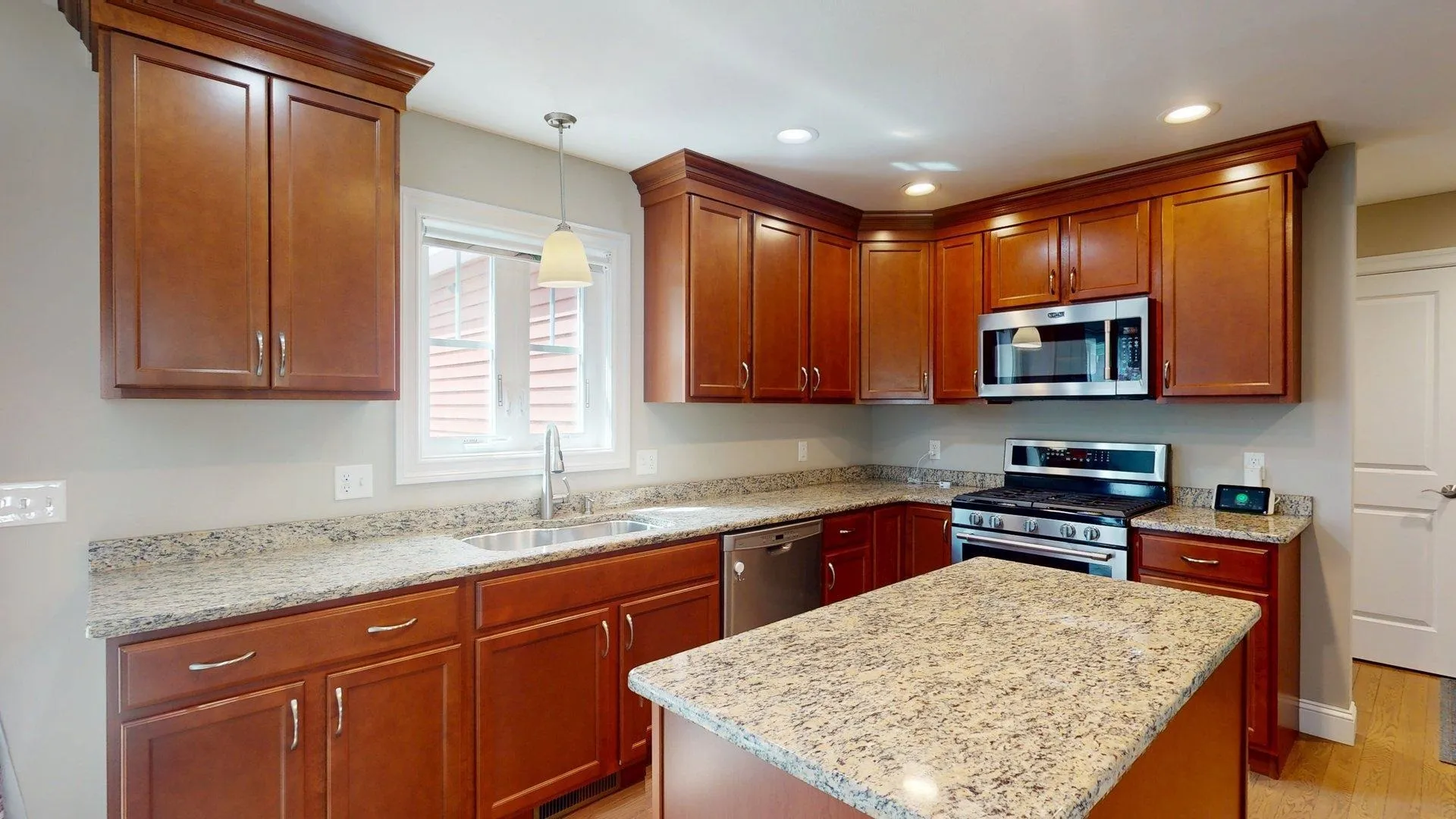 153 Shore Drive Nashua NH 03062