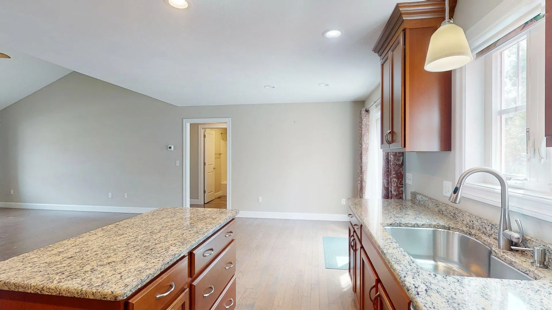 153 Shore Drive Nashua NH 03062