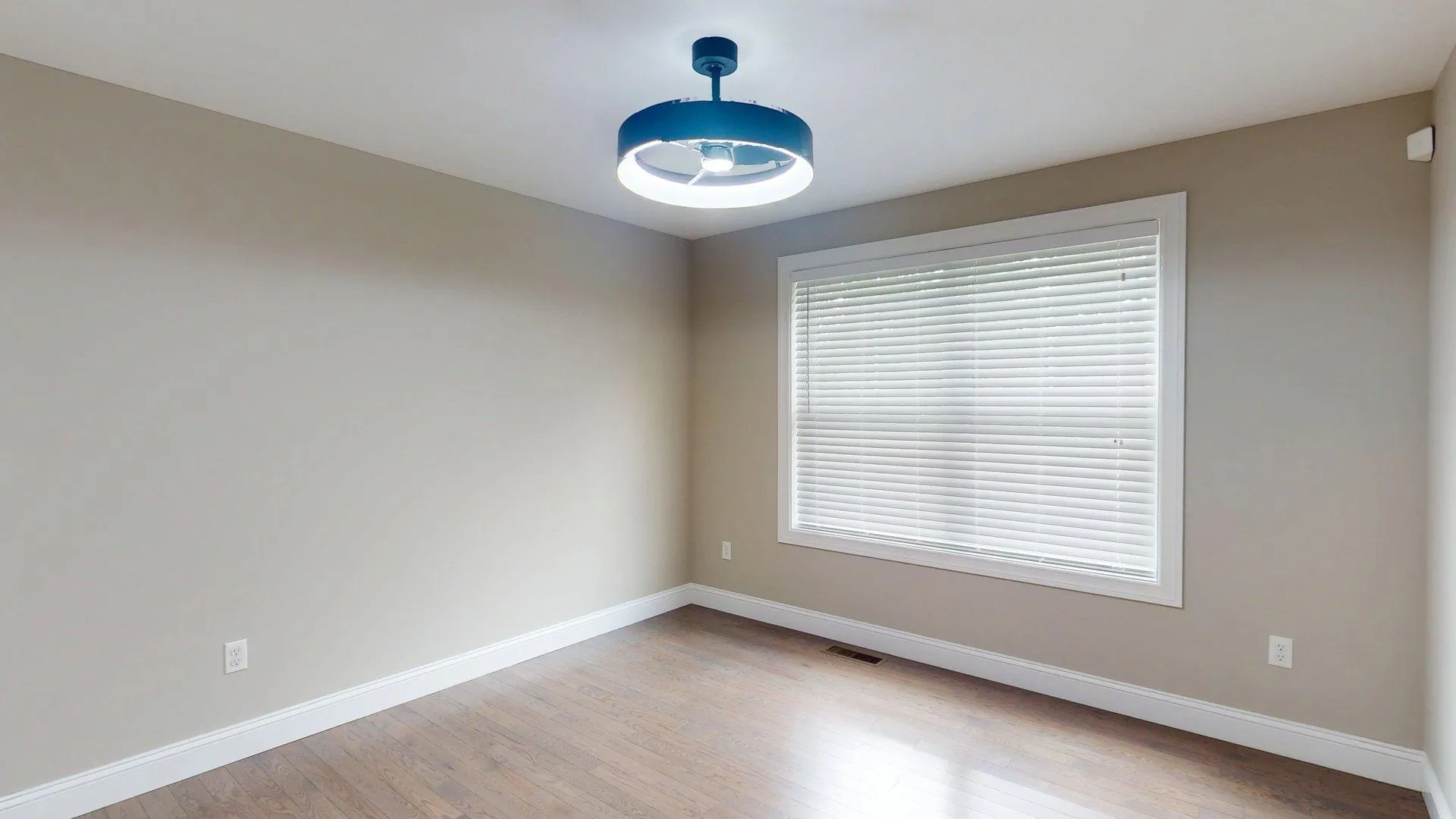 153 Shore Drive Nashua NH 03062