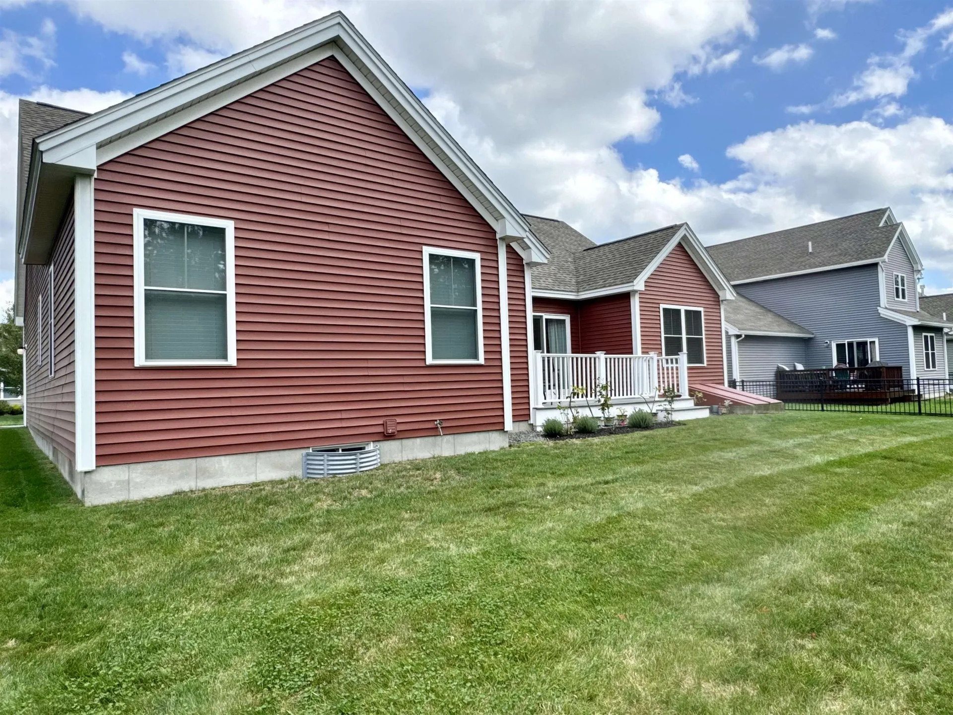 153 Shore Drive Nashua NH 03062
