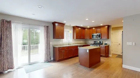 153 Shore Drive Nashua NH 03062