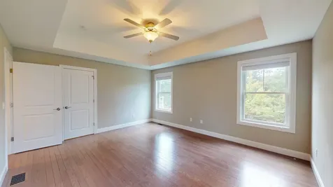 153 Shore Drive Nashua NH 03062