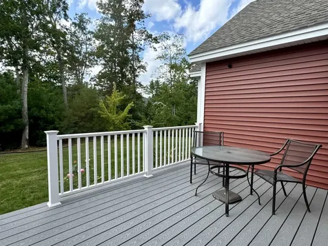 153 Shore Drive Nashua NH 03062