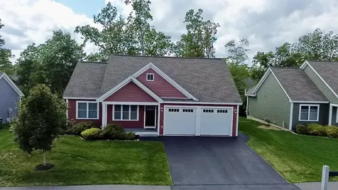 153 Shore Drive Nashua NH 03062