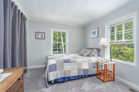 10 Roseberry Lane Rochester NH 03867