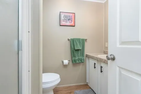 10 Roseberry Lane Rochester NH 03867