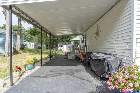 10 Roseberry Lane Rochester NH 03867