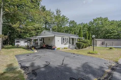 10 Roseberry Lane Rochester NH 03867
