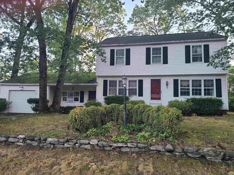 16 Emerson Road Nashua NH 03062
