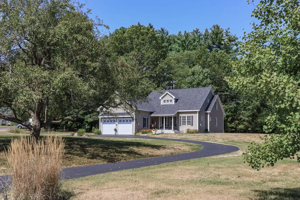 3 Old Dover Road Concord NH 03301