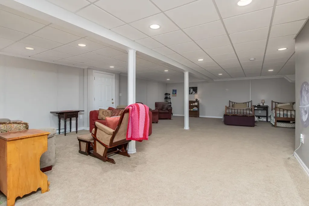 3 Old Dover Road Concord NH 03301