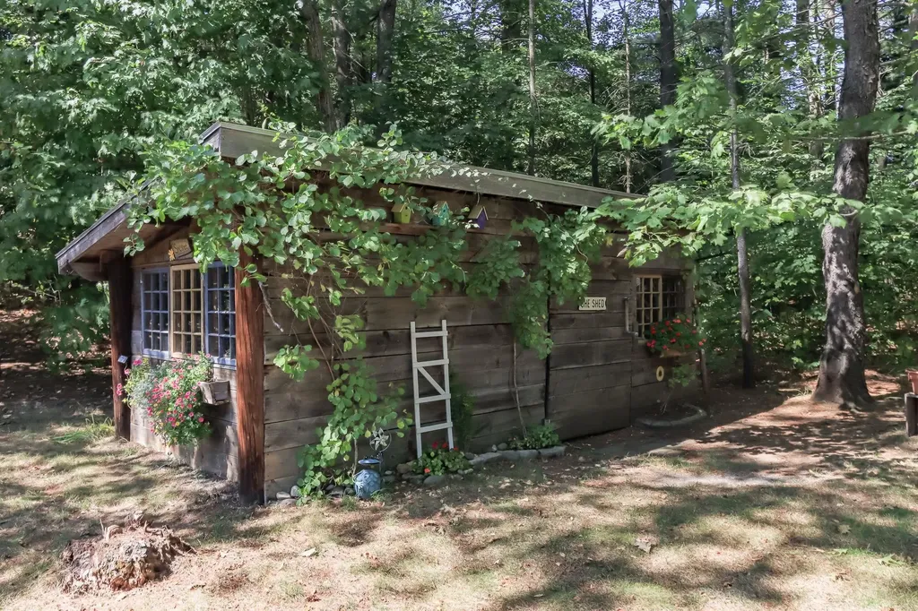 3 Old Dover Road Concord NH 03301