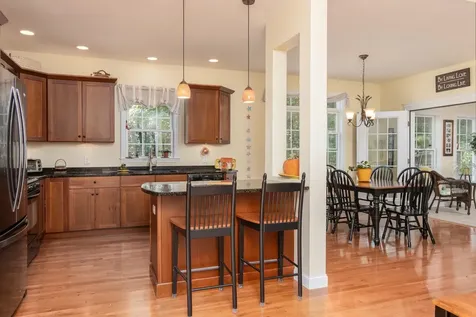 3 Old Dover Road Concord NH 03301