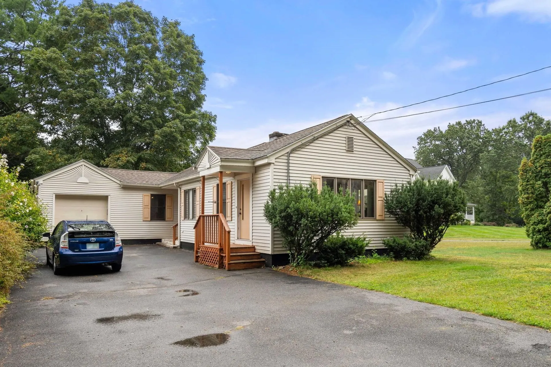 53 Lawrence Road Salem NH 03079