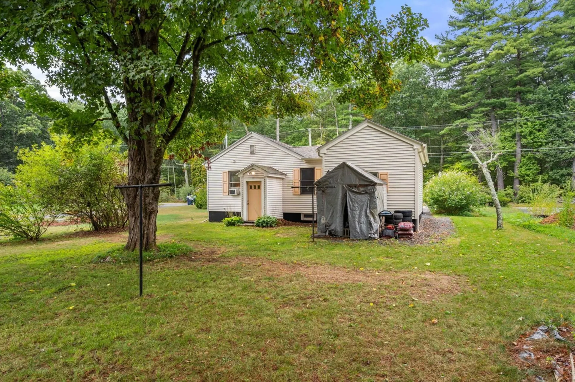 53 Lawrence Road Salem NH 03079