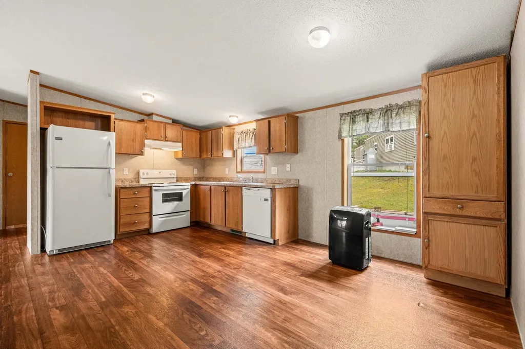 5 N Fuchsia Drive Rochester NH 03867