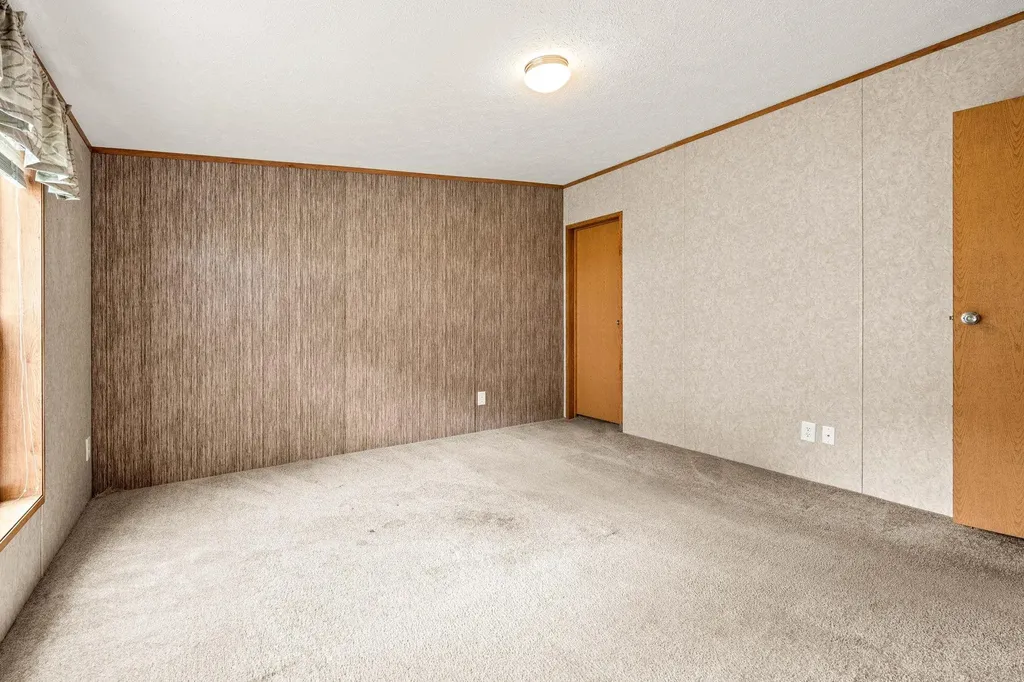 5 N Fuchsia Drive Rochester NH 03867