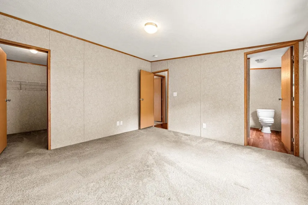 5 N Fuchsia Drive Rochester NH 03867