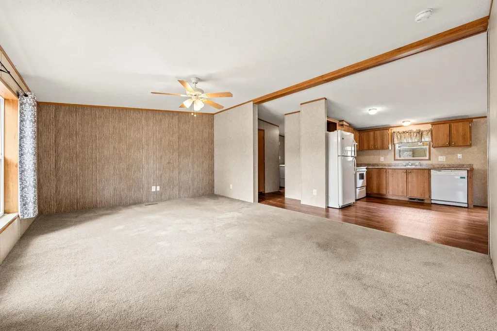 5 N Fuchsia Drive Rochester NH 03867