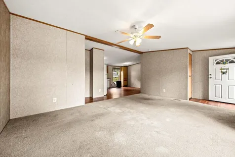 5 N Fuchsia Drive Rochester NH 03867