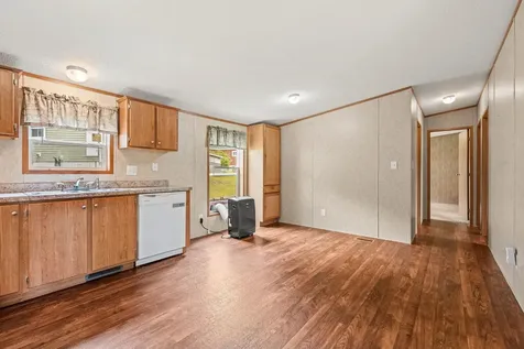 5 N Fuchsia Drive Rochester NH 03867