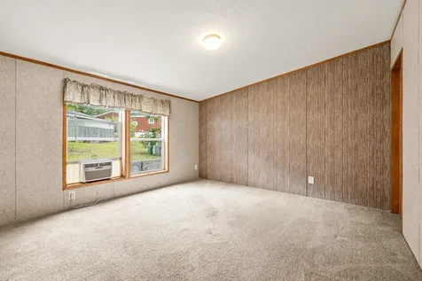 5 N Fuchsia Drive Rochester NH 03867