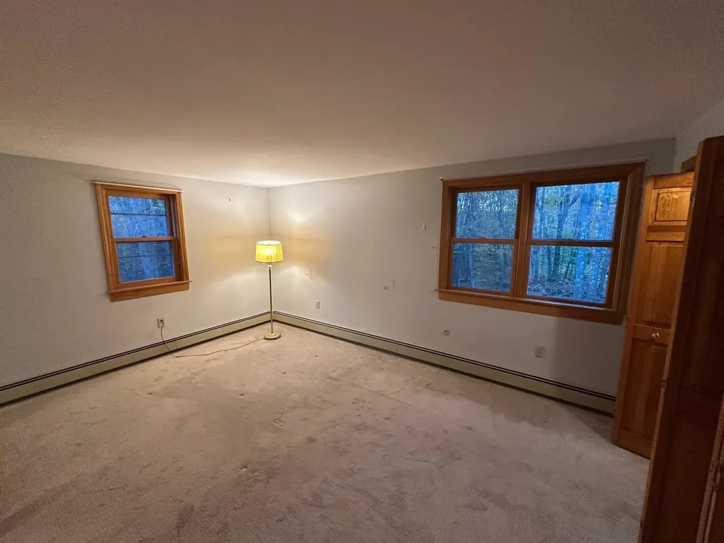 948 Strafford Road Barrington NH 03825