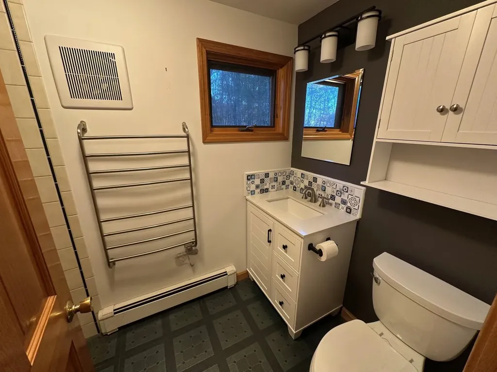 948 Strafford Road Barrington NH 03825