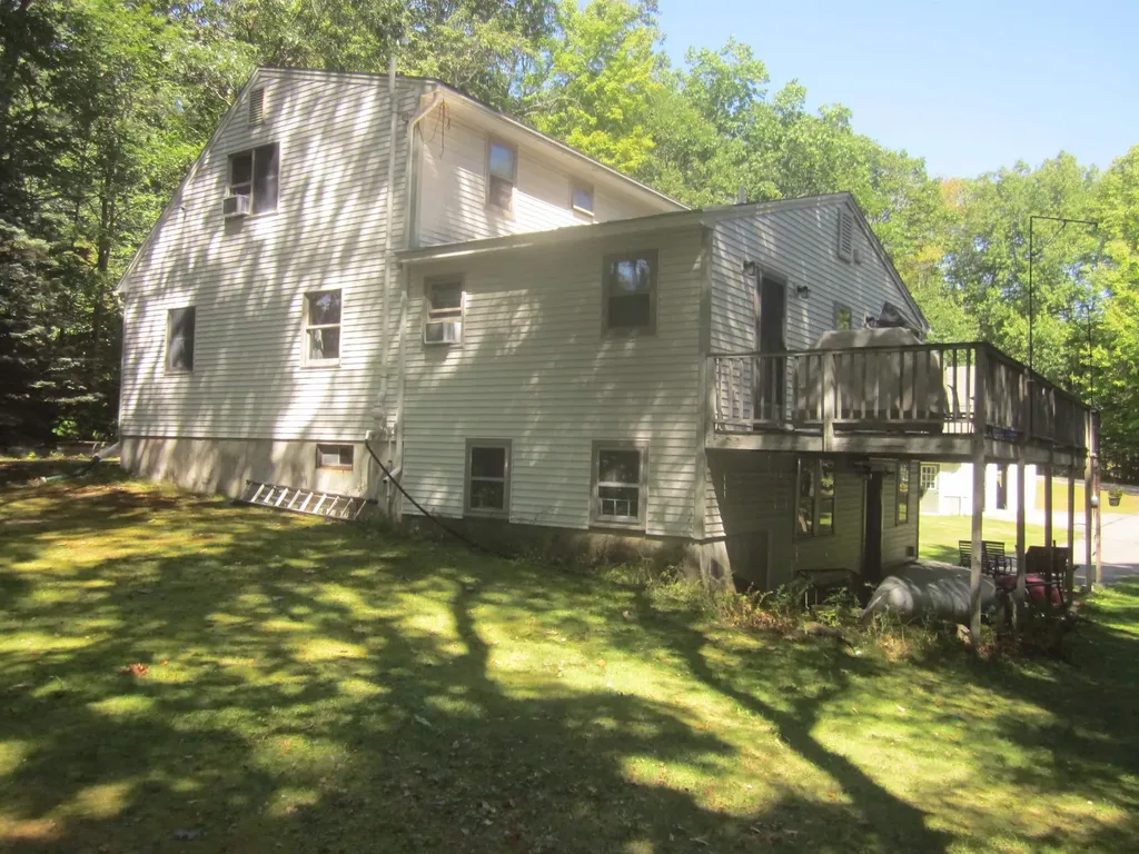 948 Strafford Road Barrington NH 03825