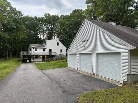 948 Strafford Road Barrington NH 03825