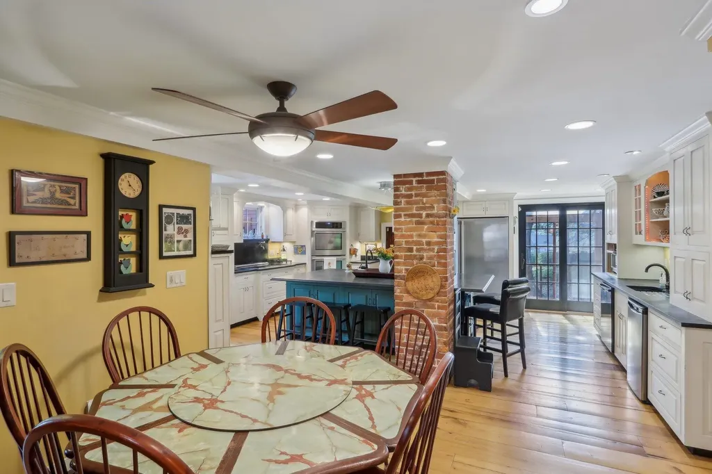 5 Nesmith Derry NH 03038-1201