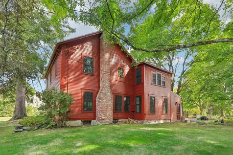 5 Nesmith Derry NH 03038-1201