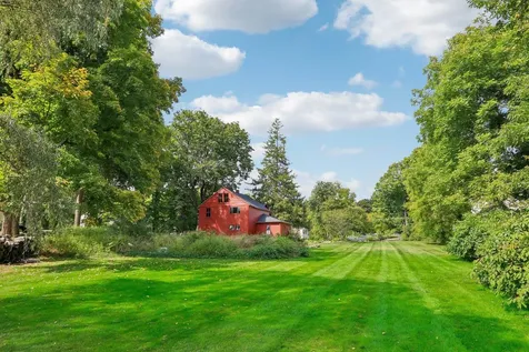 5 Nesmith Derry NH 03038-1201