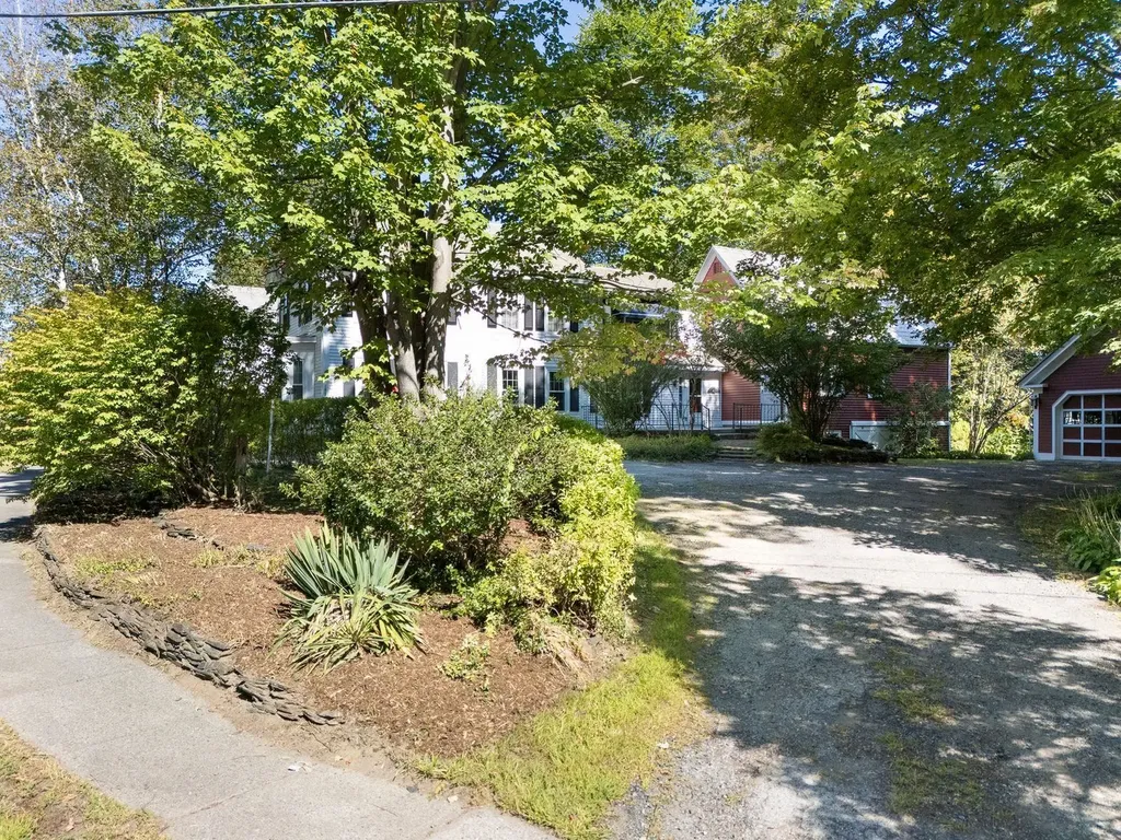 105 Chestnut Street Brattleboro VT 05301