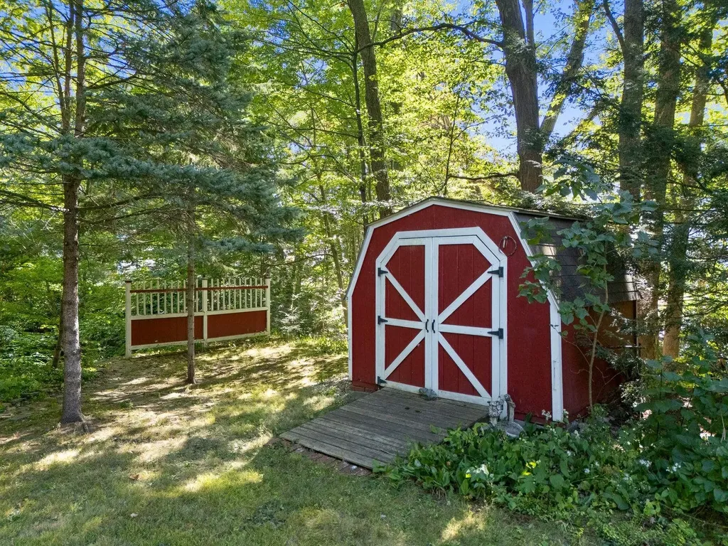 105 Chestnut Street Brattleboro VT 05301