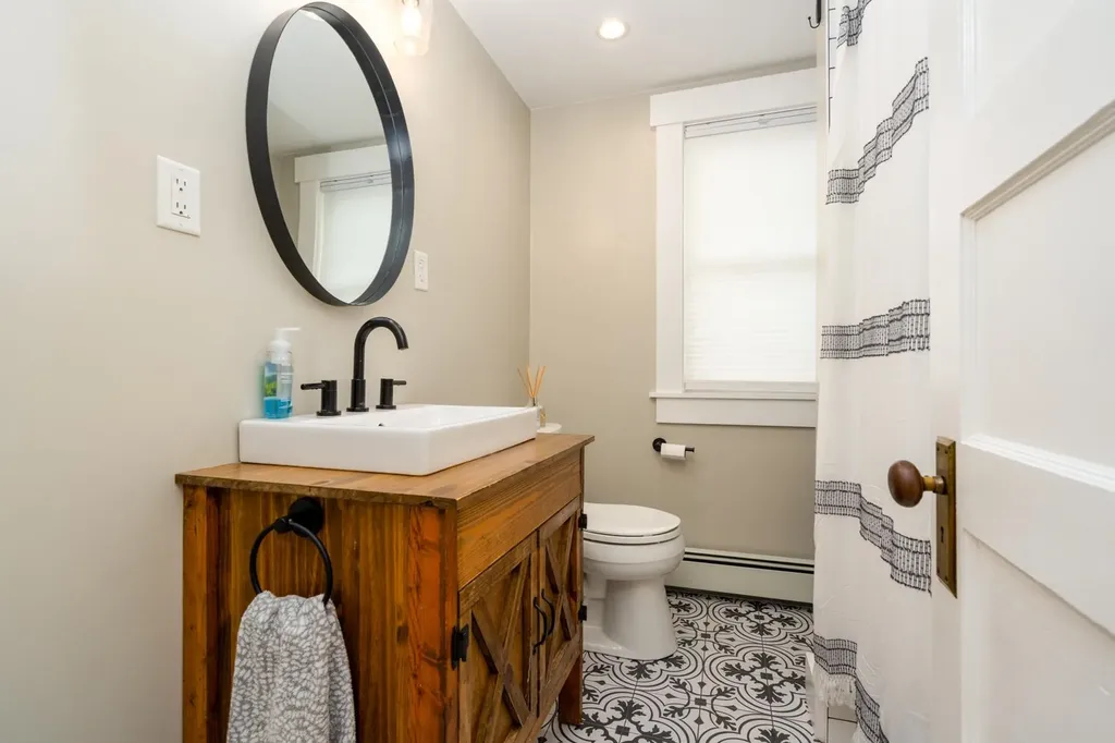 24 Badger Street Concord NH 03301