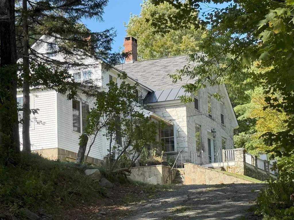 628 Townshend Road Grafton VT 05146