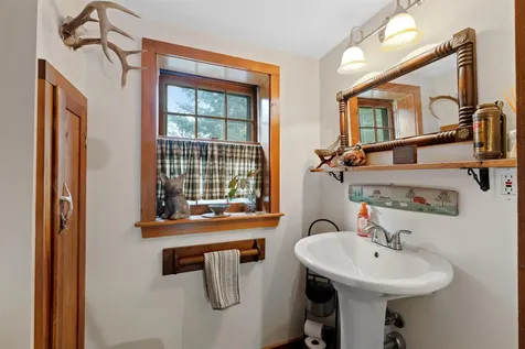 175 Molly Philbrick Road Effingham NH 03882