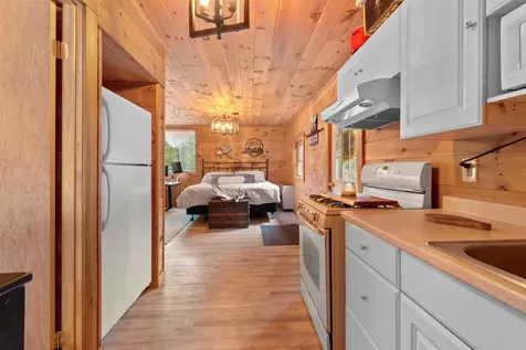 175 Molly Philbrick Road Effingham NH 03882