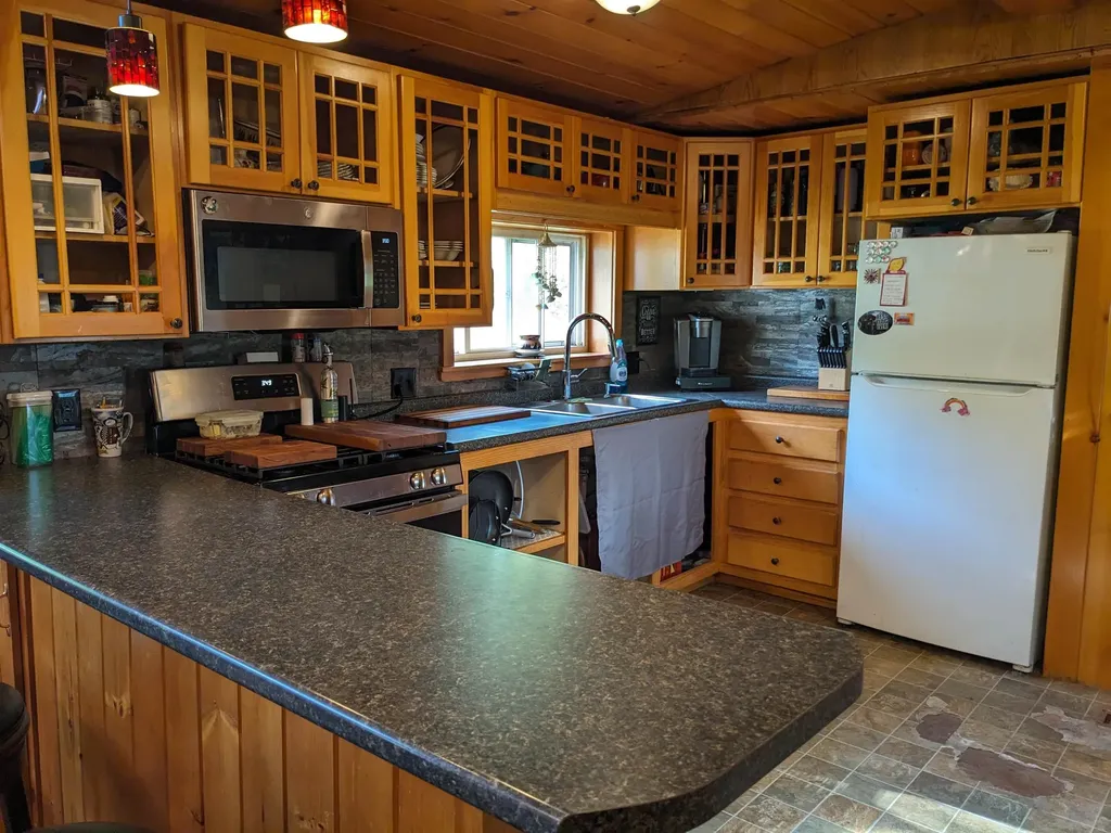 2385 Sugar Hollow Road Pittsford VT 05763