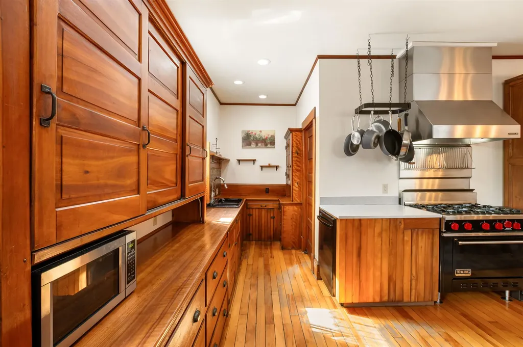 57 Colby Street Colebrook NH 03576