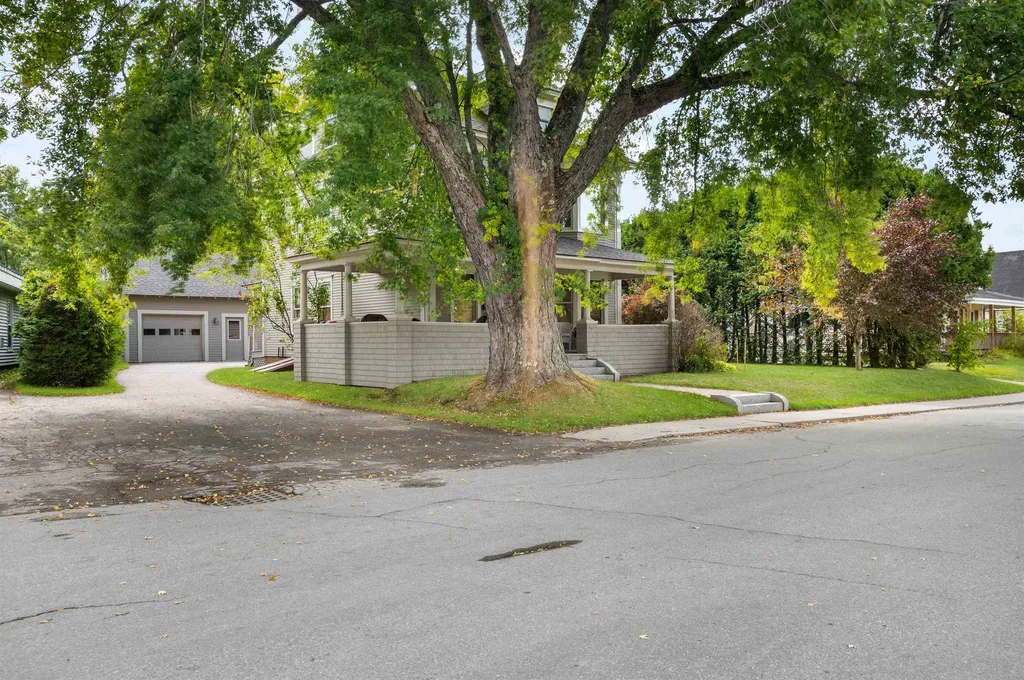 57 Colby Street Colebrook NH 03576