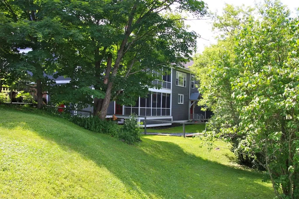 17 High Street Woodstock VT 05091