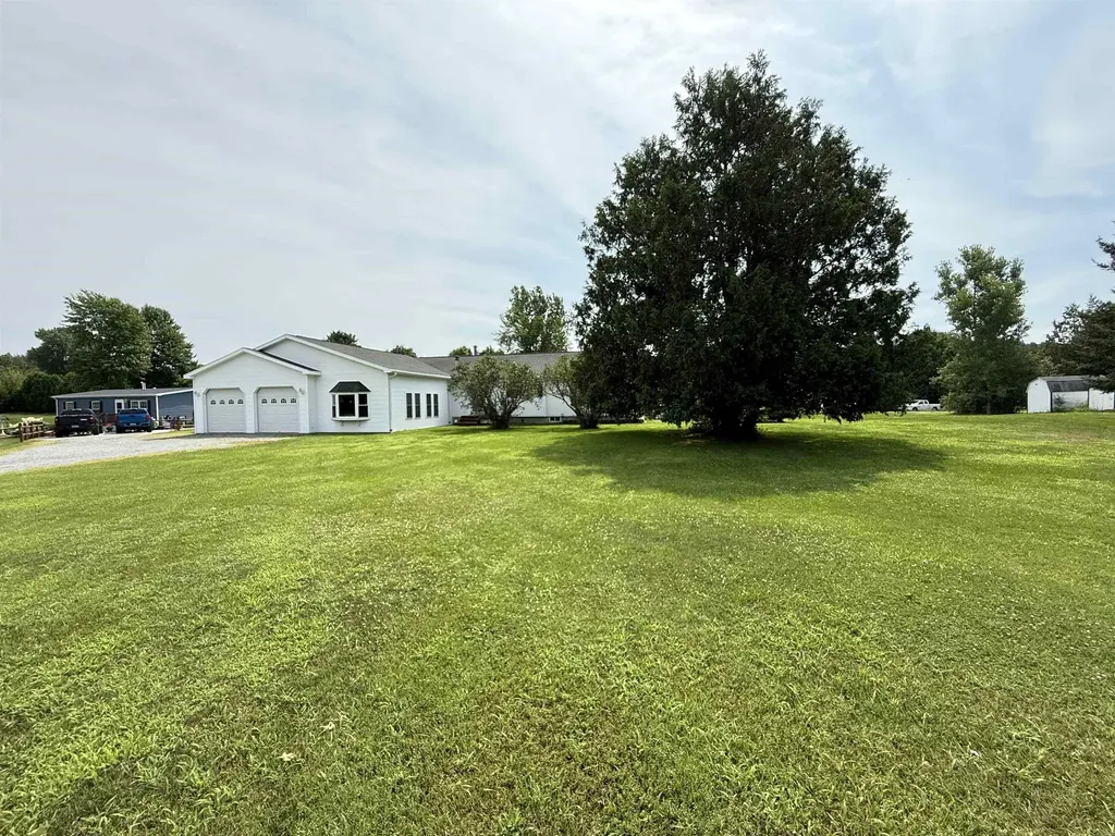 242 Stone Bridge Road Georgia VT 05468