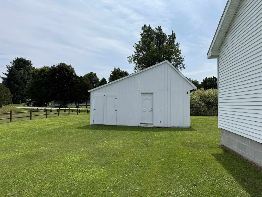 242 Stone Bridge Road Georgia VT 05468