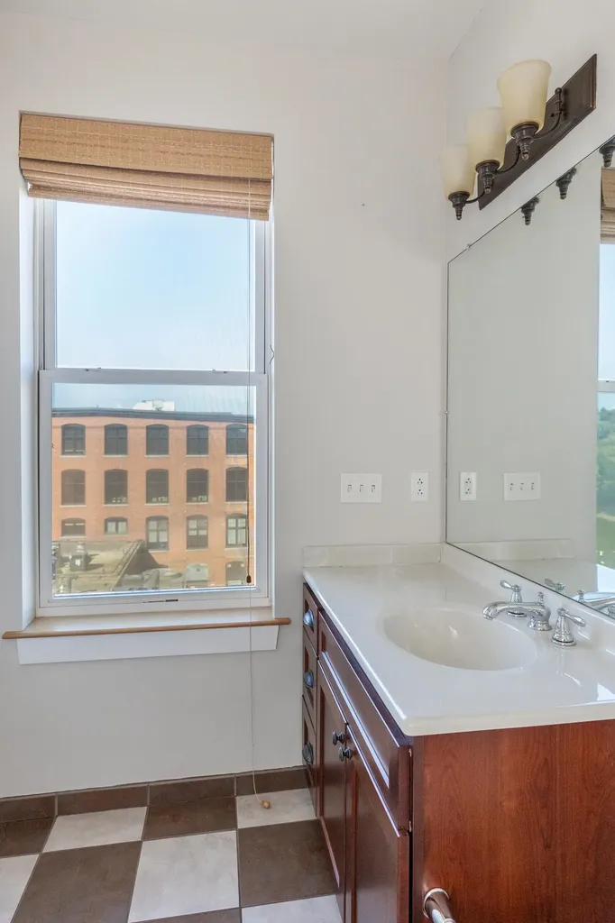 60 Winooski Falls Way Winooski VT 05404-2271