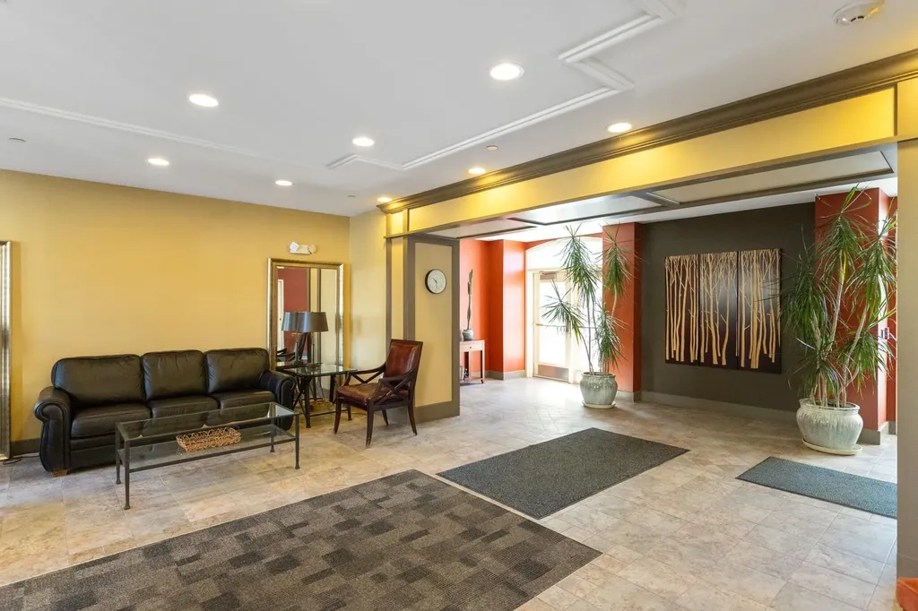 60 Winooski Falls Way Winooski VT 05404-2271