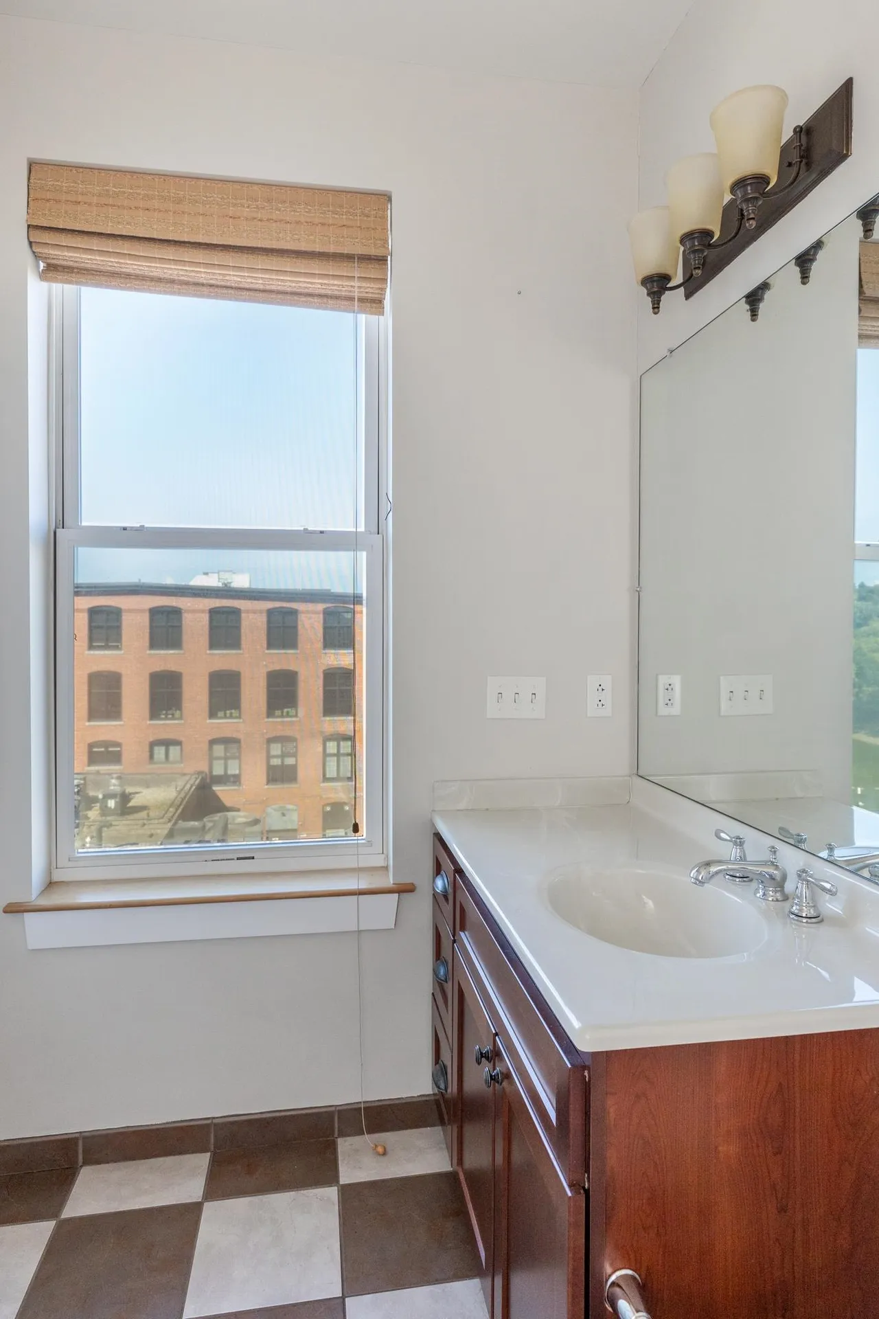 60 Winooski Falls Way Winooski VT 05404-2271